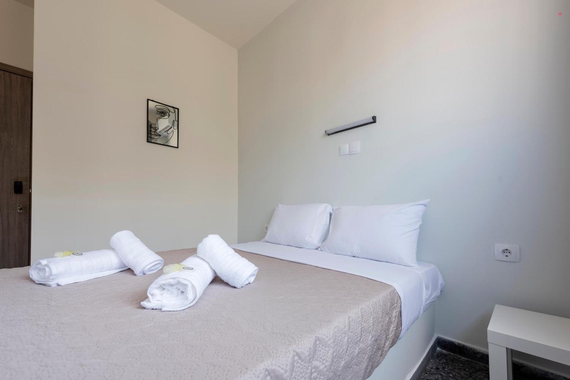 Liberal Mini Rooms & Suites アテネ エクステリア 写真