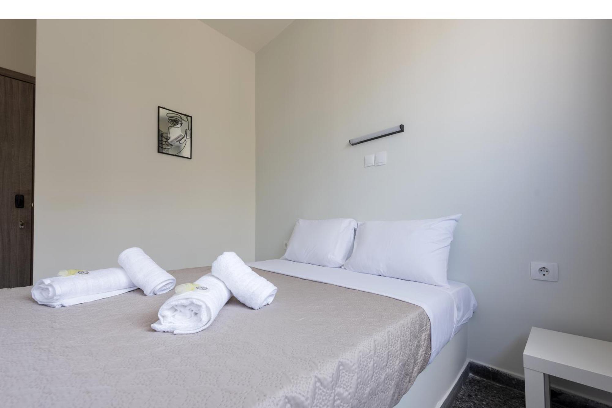 Liberal Mini Rooms & Suites アテネ エクステリア 写真